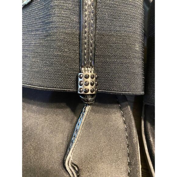 ANNE KLEIN AK SPORT Black SANDALS WOMEN'S Size 9 Thongs EUC Flip Flops - Picture 3 of 10